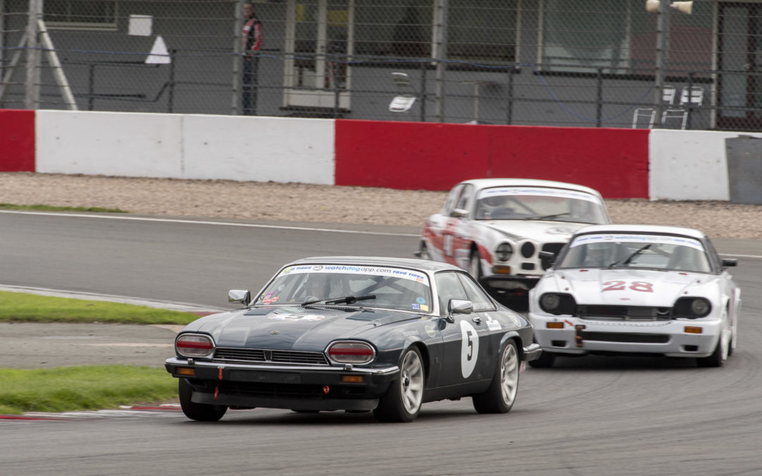 Simon Dunford leads at Donnington Park